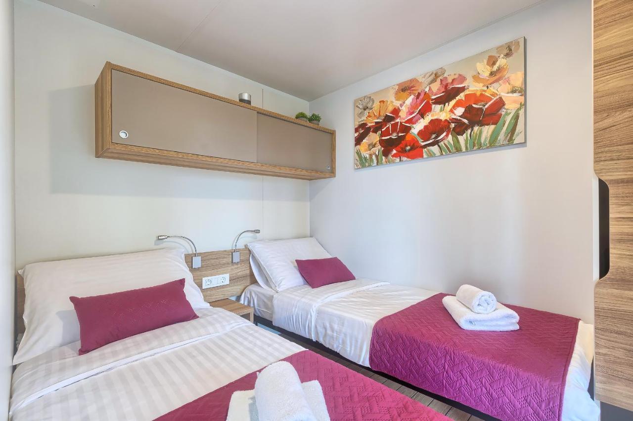 Total Escape Mobile Home Nera Camp Porton Biondi Ровинь Экстерьер фото